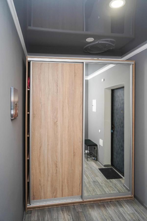 Cozy Apartment In A New Building Close To The Downtown Kyiv Exterior photo